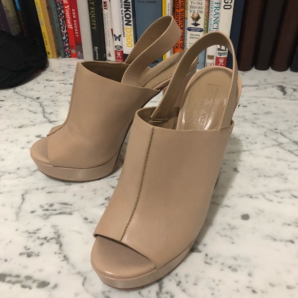 BCBG nude heels, size 10 - Picture 2 of 3